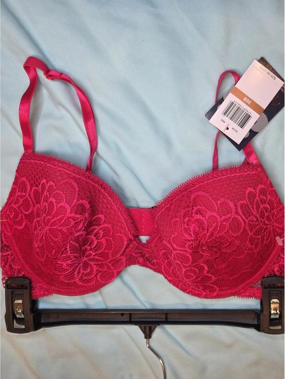 Dereon 36B Pink Floral Lace Underwire Bra NWT